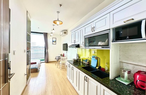 Tu Liem Apartment | Chic 1-bedroom Apartment In Superb Hà Nội With AC, Fitness Room, Pools