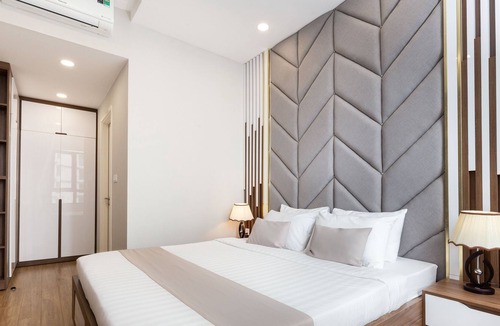 Thu Thiem Apartment | Chic 2BR Apt at Masteri An Phu, Free Gym & Pool