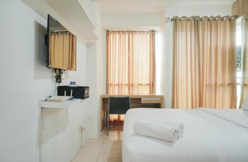 Kayu Putih Apartment | Chic and Cozy Studio at Tifolia Apartment By Travelio