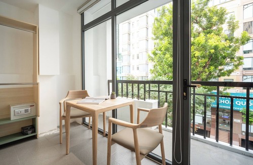 Phuong 6 Apartment | Chic & Cozy Studio in City Center Ho Chi Minh City with Fast WiFi, AC