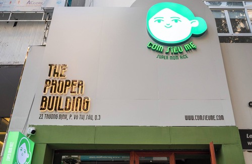 Phuong 6 Apartment | Chic studio for Groups up to 4 people with AC and WiFi in enchanting Hồ Chí Minh