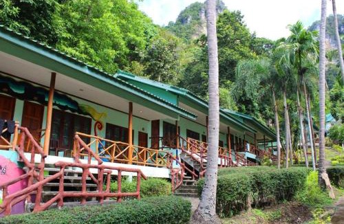 Krabi Hostel | Chill Out Bar and Bungalows
