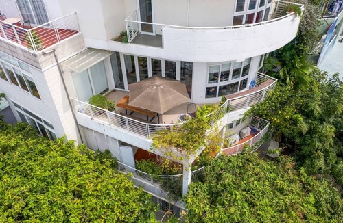 Phuong 15 Apartment | Christina's NT11∙SUITE w/SHARED Kitchen∙