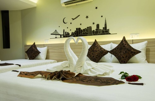 Daun Penh Hotel | Chuxinshanpin Hotel