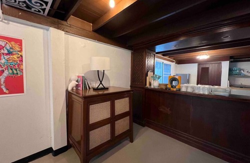 Bang Rak Apartment | CITY Center 5 BR cozy home, the famous TALAT NOI