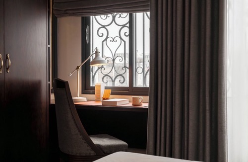 Hai Ba Trung Apartment | City Center Vietnamese Style 1-bedroom 70m2 apartment