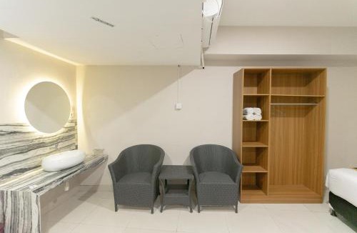 Dinoyo House | Class Premium Guest House