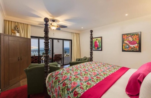 El Tezal Hotel | cliff top luxury 2 bedroom suite with sunrise ocean view in 5 star resort KR