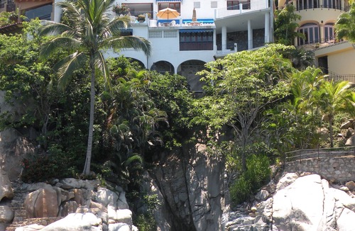 South Shore Hotel Area Villa | CLIFFSIDE VILLA w/private pool 3/suite bedrooms Amazing ocean views. Staff.
