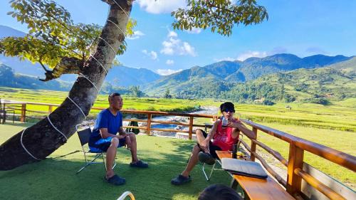 Mu Cang Chai House | Clubhouse Mebayluon Paragliding-Homestay with Paragliding, Camping, Swiming Pool