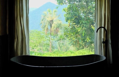 Da Bac Hotel | Co Retreat Da Bac