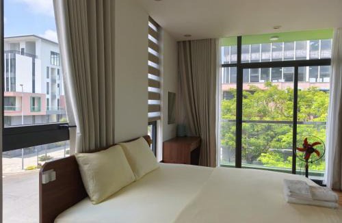 Long Beach Hotel | Coast Pearl Hotel