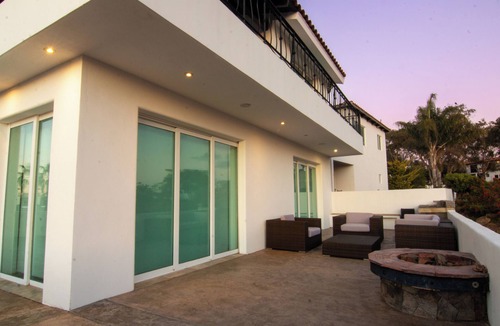 Salsipuedes House | Coastal Paradise in Bajamar – Golf, Luxury, and Comfort