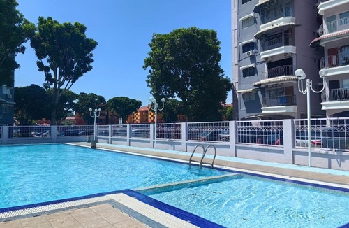 Bayan Lepas Apartment | Coastside Homestay