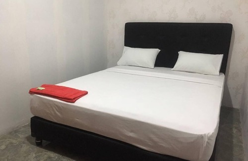 Kediri Hostel | Coconut Hotel - Hostel