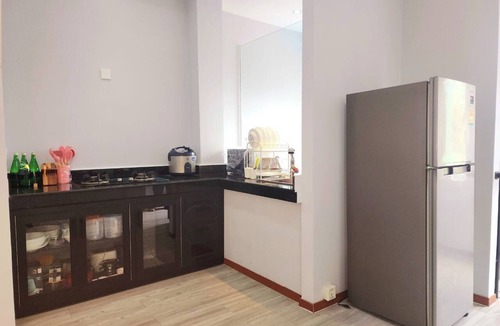 Phnom Penh City Centre House | Cocoon Rainbow Residence