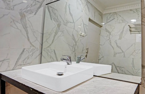 Probolinggo Hotel | Collection O 90783 Probolinggo Homestay