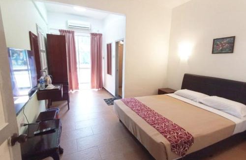 Pangkor Island Hotel | Collection O Analisa Beach Resort