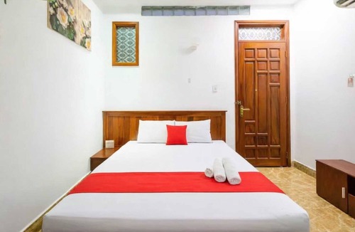 District 6 Hotel | Collection O Long Phung Hotel