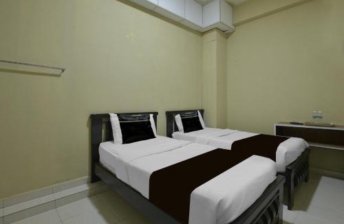 Larut Hotel | Collection O Near Taiping Mall Formerly Axis Hotel