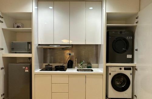 Seri Tanjung Pinang Apartment | Comfort 1BR studio One One Eight Island Plaza
