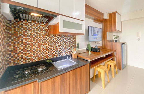 Jatinegara Apartment | Comfort Stay 1Br With Extra Room At Bassura City Apartment