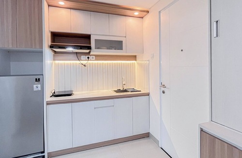 Biringkanya Apartment | Comfy 1BR Apartment at Tamansari Skylounge Makassar