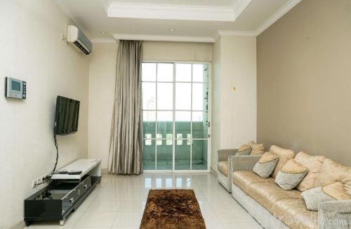 Permata Hijau Apartment | Comfy 1BR at Belleza Apartment By Travelio