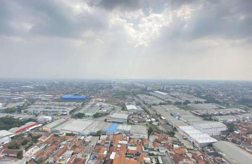 Cibaduyut Apartment | Comfy 2BR at Apartemen Mekarwangi Square Cibaduyut By Travelio