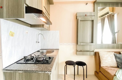 Rawasari Apartment | Comfy 2Br Near Mall At Green Pramuka City Apartment