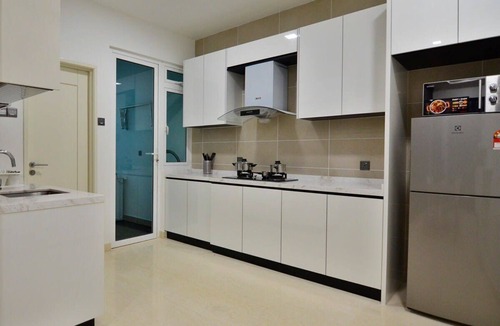 Central District Apartment | Comfy 2BR TriTower Suite Near JB CIQ, JBCC & Capri