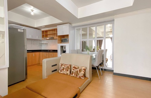 Karet Apartment | Comfy and Elegant 2BR The Wave Kuningan Apartment