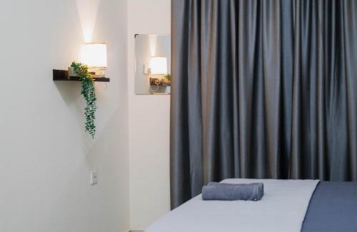 Asam Kumbang House | Comfy Family 4BR Terrace House 9 Pax with Free Netflix & WiFi
