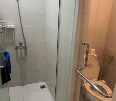 Van Giang Apartment | Comfy HOME 1BR in Ecopark Westbay A