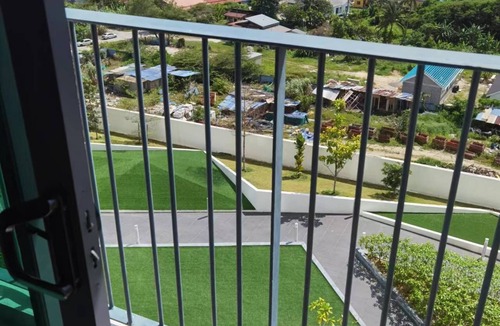 Kampung Masjid Timah Apartment | Comfy Suite Room with 1 Bedroom and 1 Living Room