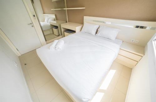 Hegarmanah Apartment | Contemporary 1BR Near Cihampelas at Parahyangan Residence Apartment By Travelio