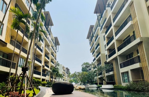 Khao Tao Condo | Conveniently situated in the center of Huahin. Nice decoration.