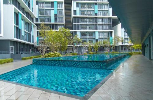 Kota Warisan Apartment | CoreSoho Suite by BKAstaycation KotaWarisan Sepang KLIA Airport, Free Wifi