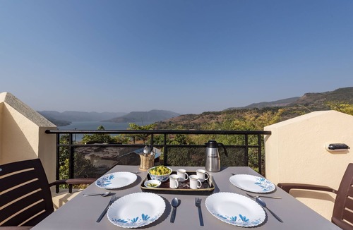 Mulshi House | CosmicStays Countryside Panorama Bungalow at Lavasa