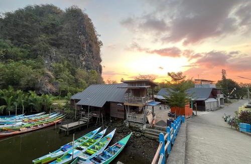 Bantimurung Cabin | Cottage Pier 2 of Rammang-Rammang