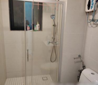 Central District House | Country Garden Bay Master room for rent