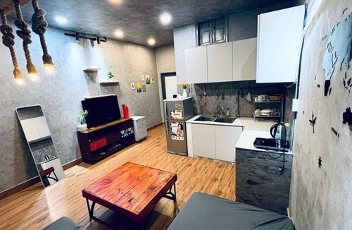 Downtown Ho Chi Minh City Apartment | Cozey Homey in an aged building #Hochiminh #citycenter #3beds