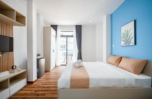 Binh Thanh Apartment | Cozrum Homes - Autumn House