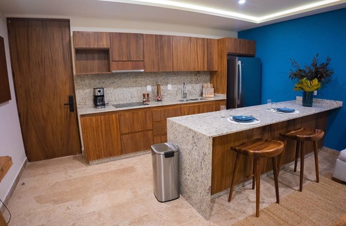 Colonia Centro Apartment | Cozumel NEW Siesta Studio: 1BR/Wi-Fi/AC/Noise Proof/With View