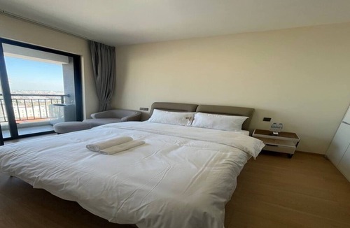 Chamkar Mon Apartment | Cozy 1-bedroom apartment in gorgeous Phnom Penh with WiFi, fitness room
