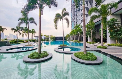 Kuala Lumpur Condo | Cozy 1-bedroom condo in lovely Kuala Lumpur with AC
