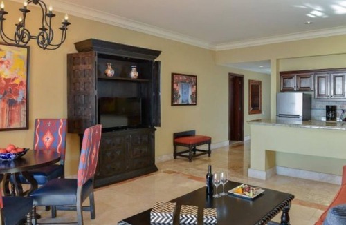 Pedregal Resort | Cozy 1-bedroom resort in enchanting Cabo San Lucas with AC