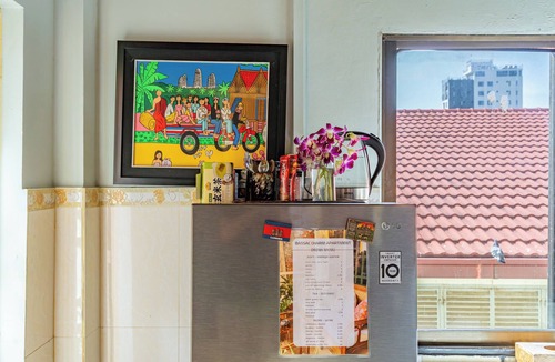 Chamkar Mon Apartment | Cozy 1990s Khmer Style Flat in Heart of Tonle Bassac