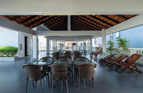 Chamkar Mon Condo | Cozy 1BR condo with hardwood floors and rooftop sunset garden in Phnom Penh