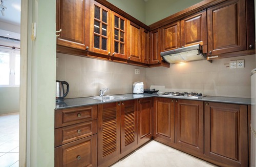 Phuong 6 Apartment | Cozy 1BR Serviced Apartment in vibrant Hồ Chí Minh City Center Next to Park